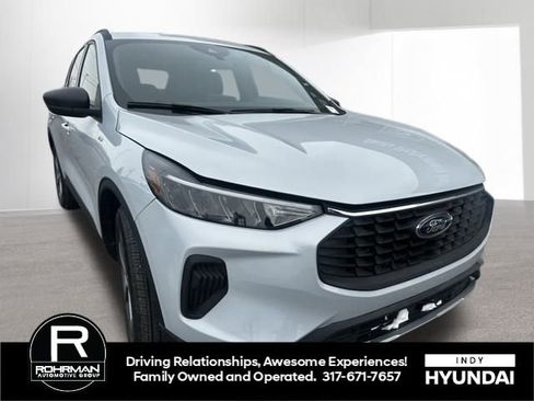 Used 2026 Ford Escape ST-Line image 3