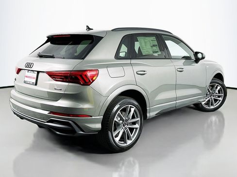New 2025 Audi Q3 2.0T Premium image 13