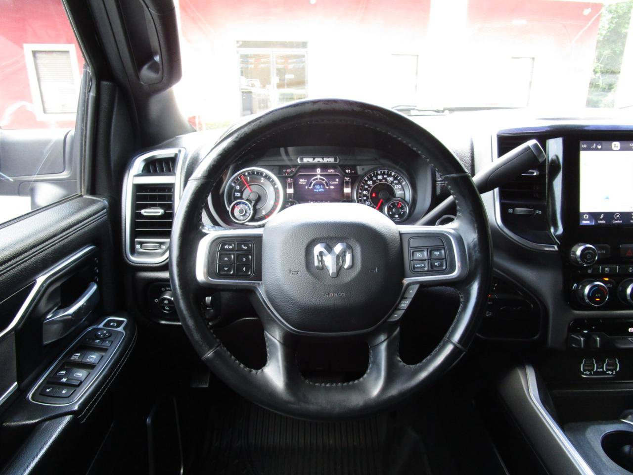 Used 2022 RAM 2500 Laramie w/ Night Edition AWD/4WD image 10