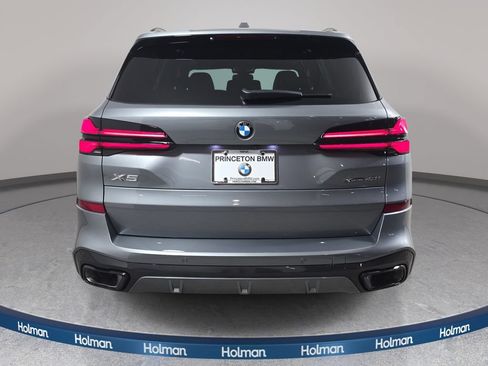 New 2026 BMW X5 xDrive40i w/ M Sport Package AWD/4WD image 6