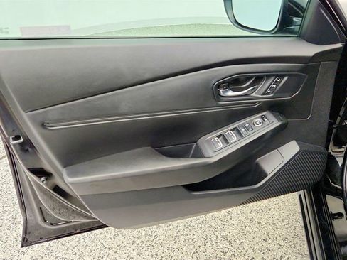 Used 2023 Honda Accord EX-L image 11