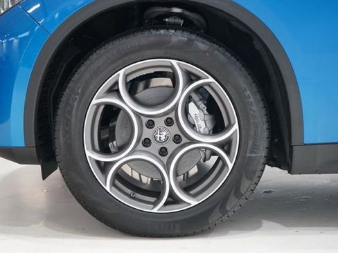 New 2025 Alfa Romeo Stelvio Sprint AWD/4WD image 10