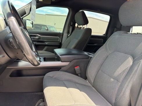 Used 2019 RAM 1500 Big Horn AWD/4WD image 16
