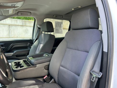 Used 2017 Chevrolet Silverado 1500 LT w/ All Star Edition AWD/4WD image 2