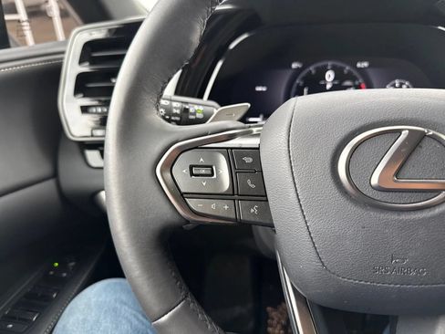 Used 2025 Lexus RX 350 FWD w/ Accessory Package (K3) image 18