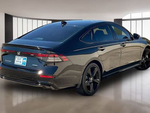 Used 2024 Honda Accord Sport image 6