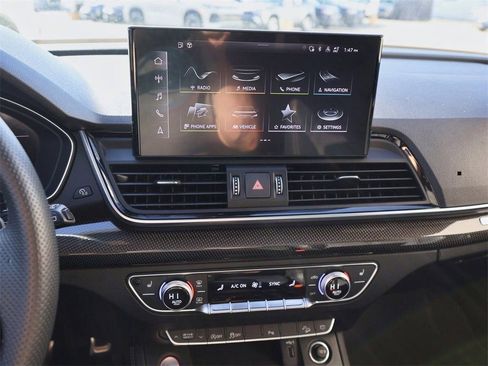 Used 2022 Audi SQ5 Premium Plus image 20