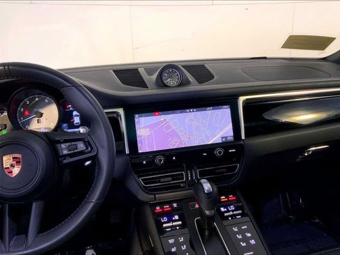 Used 2023 Porsche Macan S AWD/4WD image 16