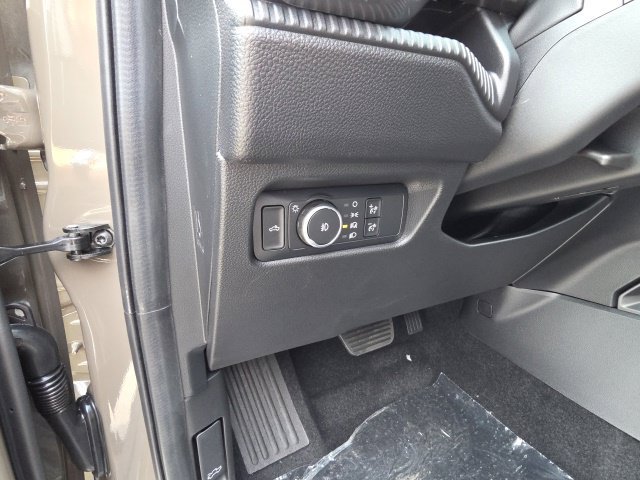 New 2026 Ford Ranger Lariat w/ Black Appearance Package AWD/4WD image 14