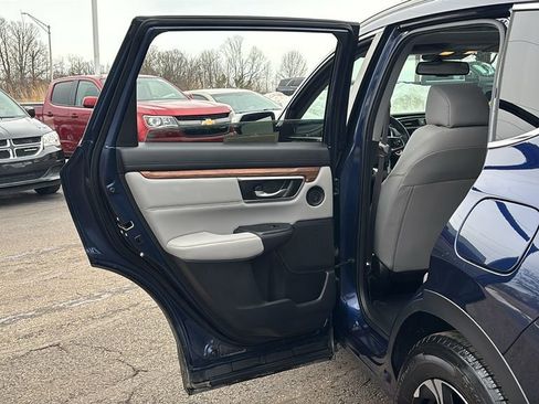 Used 2019 Honda CR-V Touring image 28