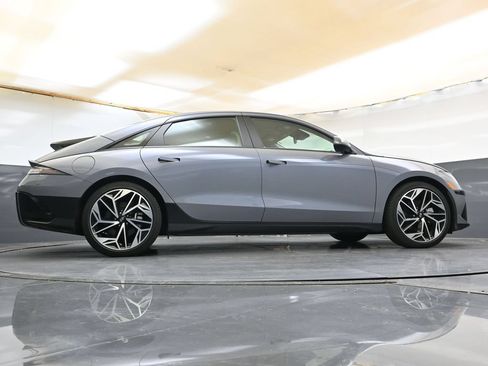 Certified 2024 Hyundai Ioniq 6 SEL AWD/4WD image 34