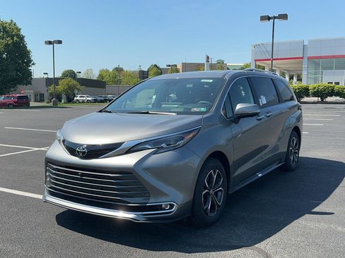 New 2026 Toyota Sienna Platinum AWD/4WD image 1