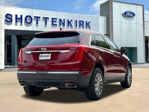 Used 2019 Cadillac XT5 Luxury FWD image 8