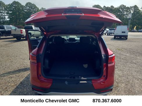 Used 2024 Chevrolet Blazer LT w/ Convenience Package FWD image 29