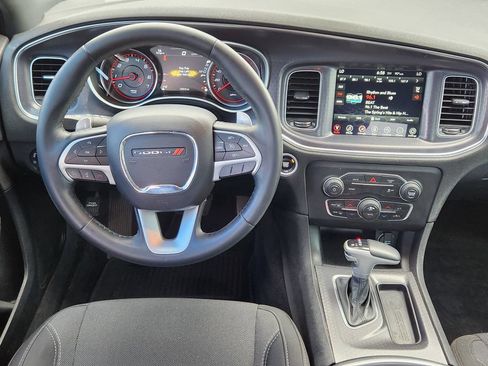 Used 2017 Dodge Charger R/T RWD image 30