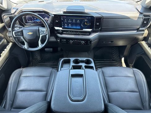 Used 2024 Chevrolet Silverado 2500 LTZ AWD/4WD image 21