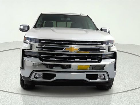 Used 2022 Chevrolet Silverado 1500 LTZ w/ LTZ Convenience Package II AWD/4WD image 4