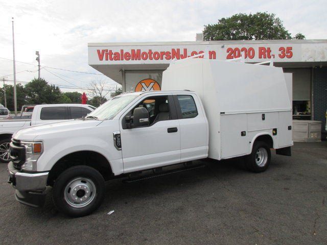 Used 2020 Ford F350 XL w/ Power Equipment Group AWD/4WD image 1