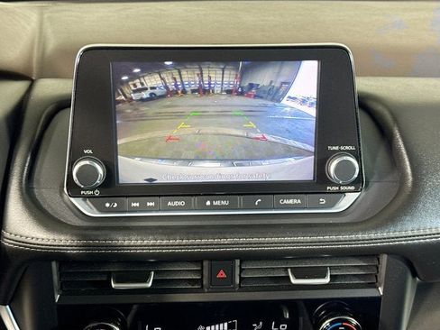 Certified 2023 Nissan Rogue SV AWD/4WD image 11