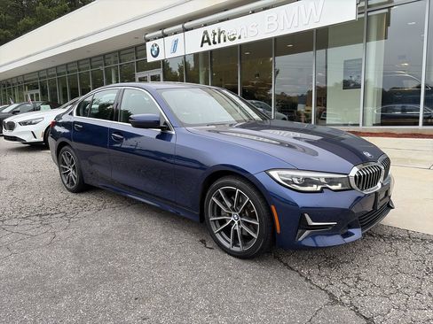 Used 2019 BMW 330i xDrive Sedan AWD/4WD image 2