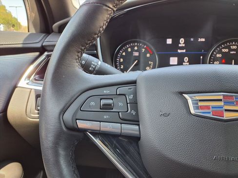 Certified 2023 Cadillac XT6 Premium Luxury w/ Technology Package image 25