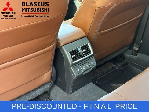 Used 2019 Subaru Outback 2.5i Touring AWD/4WD image 33