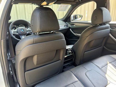 Used 2019 BMW 540i w/ M Sport Package RWD image 37