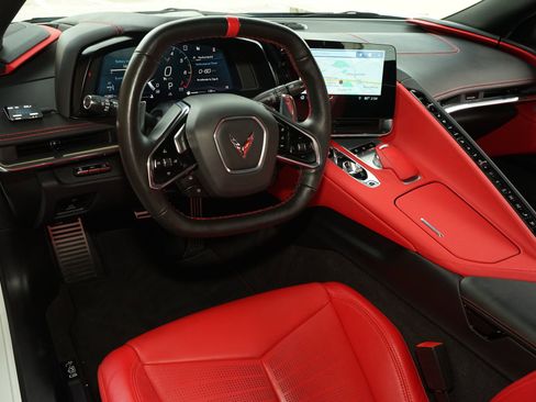 Used 2020 Chevrolet Corvette Stingray Preferred Cpe w/ 2LT Preferred Equipment Group RWD image 10