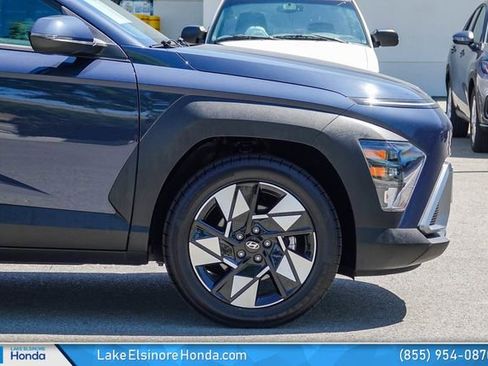 Used 2025 Hyundai Kona SEL FWD image 7