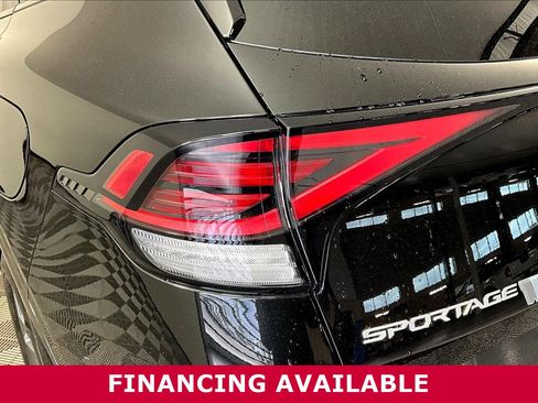 Used 2025 Kia Sportage SX Prestige AWD/4WD image 21