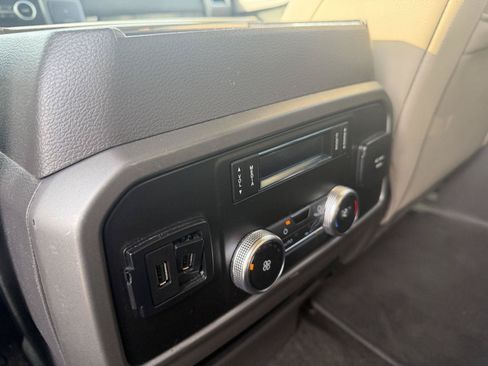 Certified 2020 Ford Expedition XLT w/ Equipment Group 202A RWD image 18