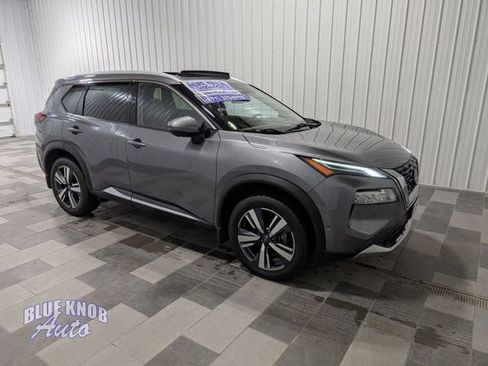 Used 2023 Nissan Rogue Platinum w/ Platinum Premium Package image 5