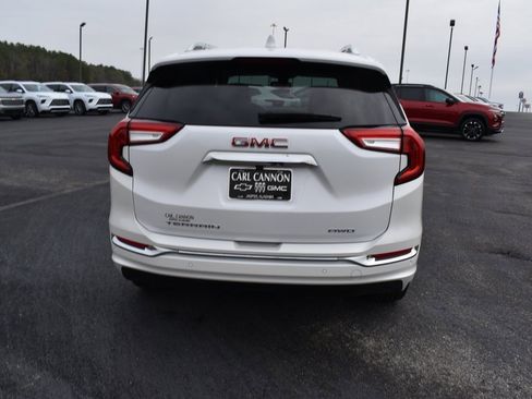 Certified 2022 GMC Terrain Denali w/ Denali Premium Package image 6