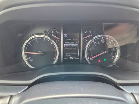 Used 2023 Toyota 4Runner Limited AWD/4WD image 31