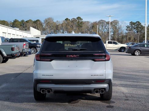 New 2026 GMC Acadia Elevation w/ Elevation Premium Package FWD image 6