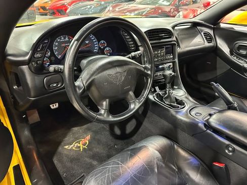 Used 2003 Chevrolet Corvette Z06 w/ Memory Package, 3 Drivers RWD image 9