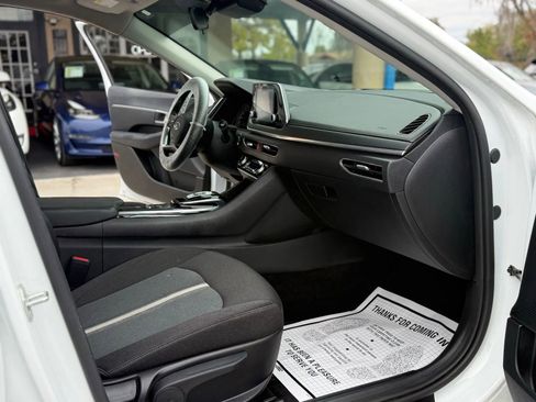 Used 2021 Hyundai Sonata SEL image 17