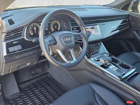 Used 2023 Audi Q8 Premium Plus AWD/4WD image 10