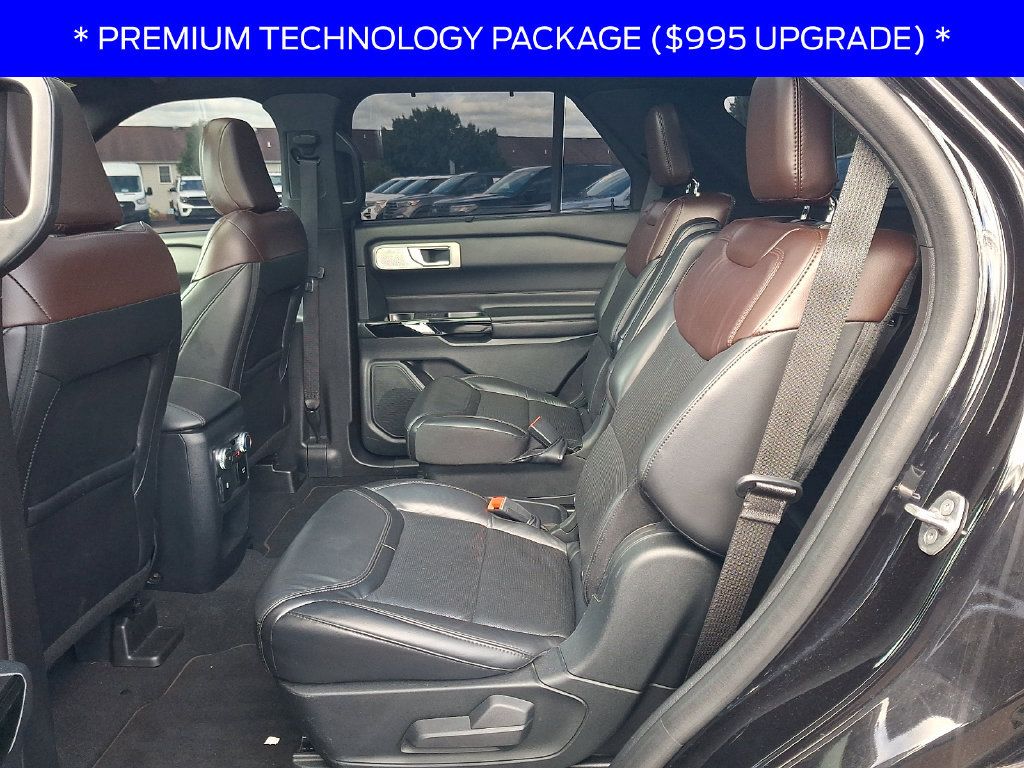 Used 2021 Ford Explorer Platinum w/ Equipment Group 601A AWD/4WD image 10