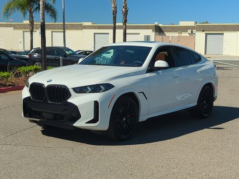 New 2026 BMW X6 xDrive40i w/ Executive Package image 5