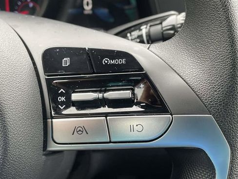 Certified 2023 Hyundai Elantra SEL FWD image 21