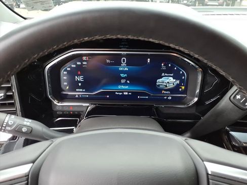 Used 2024 Chevrolet Silverado 1500 LT w/ Convenience Package II image 17