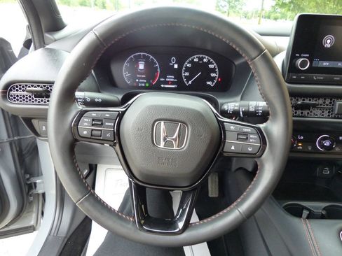 Used 2024 Honda HR-V Sport image 22