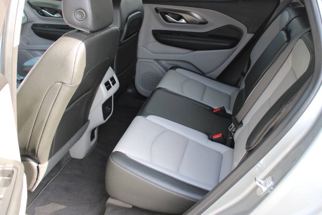 Used 2024 GMC Terrain SLT w/ Fleet Convenience Package AWD/4WD image 10