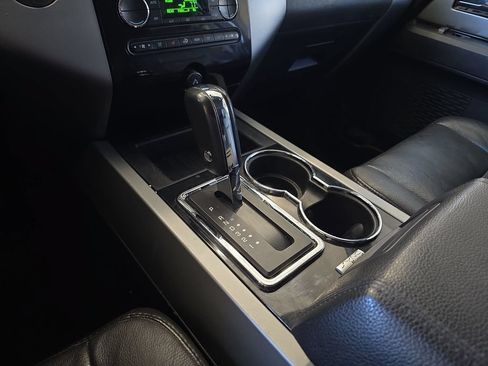 Used 2012 Ford Expedition Limited AWD/4WD image 27