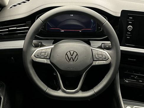 New 2026 Volkswagen Jetta SEL FWD image 9