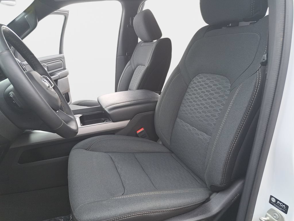 Used 2025 RAM 1500 Big Horn AWD/4WD image 15