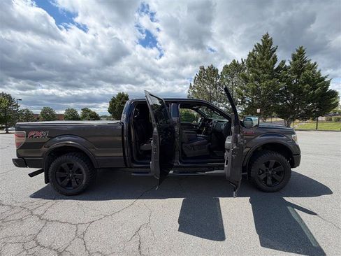 Used 2013 Ford F150 FX4 w/ FX Appearance Pkg AWD/4WD image 26