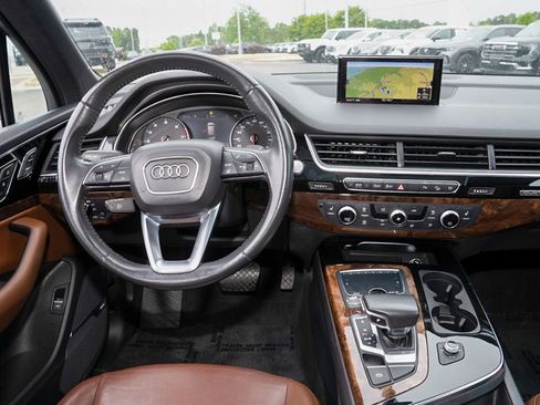 Used 2018 Audi Q7 3.0T Premium Plus w/ Premium Plus Package AWD/4WD image 7
