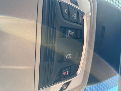 Certified 2025 Acura MDX Technology Package image 34